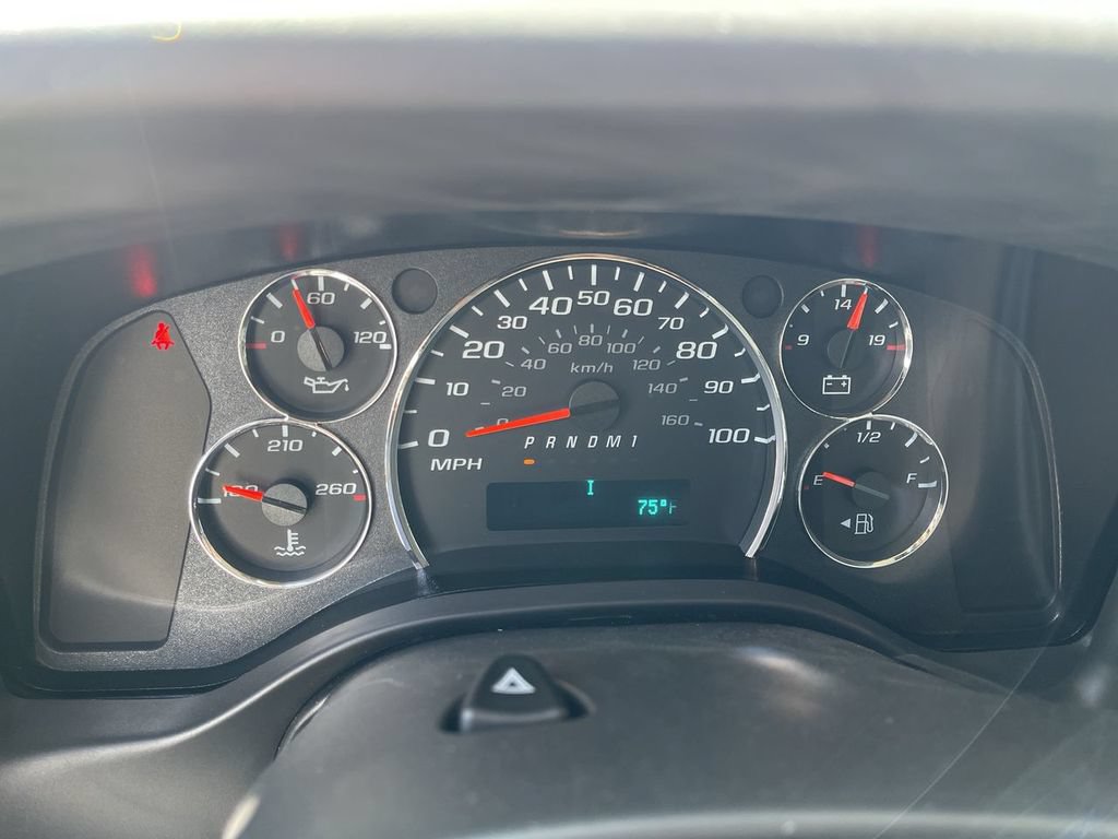 New 2025 Chevrolet Express 3500 w/ Power Convenience Package RWD image 10