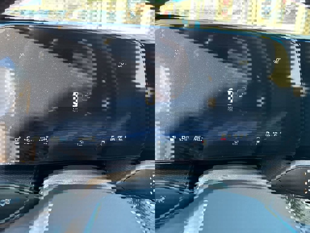 New 2026 Chevrolet Equinox LT w/ Convenience Package II image 23