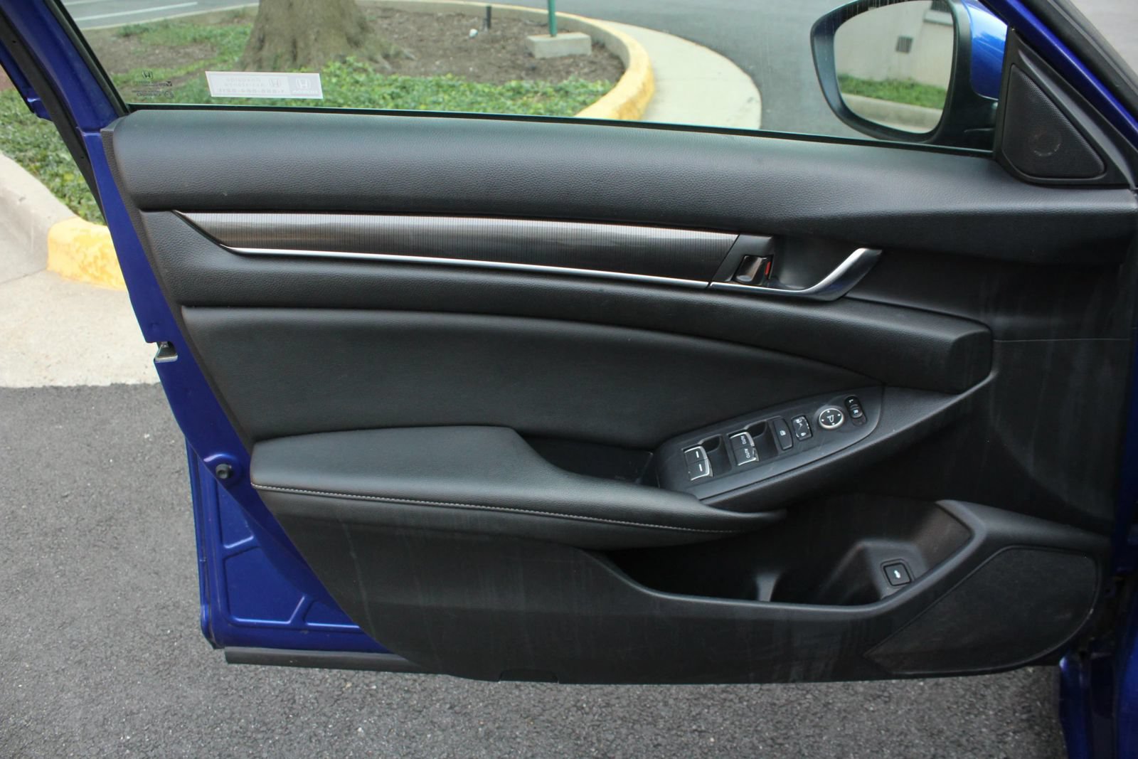 Used 2020 Honda Accord Sport image 15