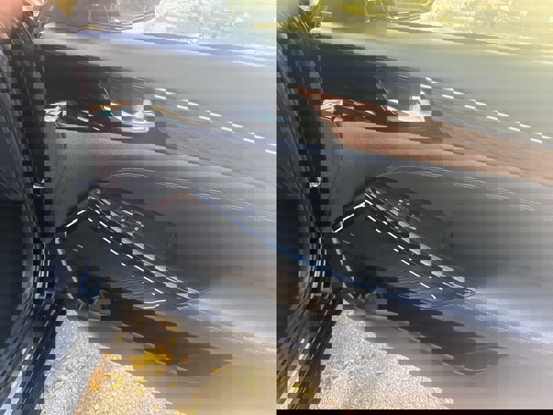 Used 2017 Kia Cadenza Premium w/ Luxury Package image 21