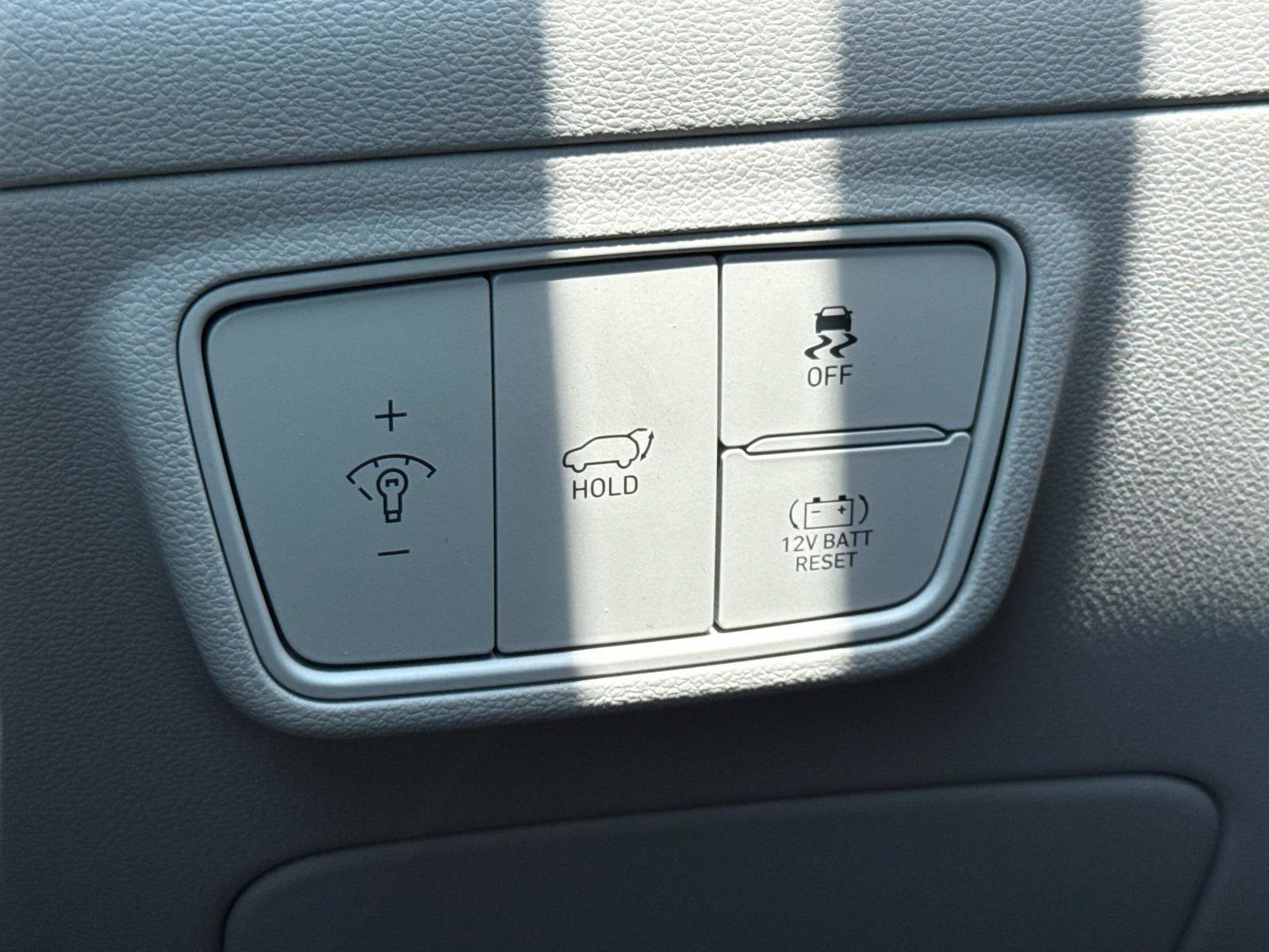 Used 2024 Hyundai Tucson Limited image 13