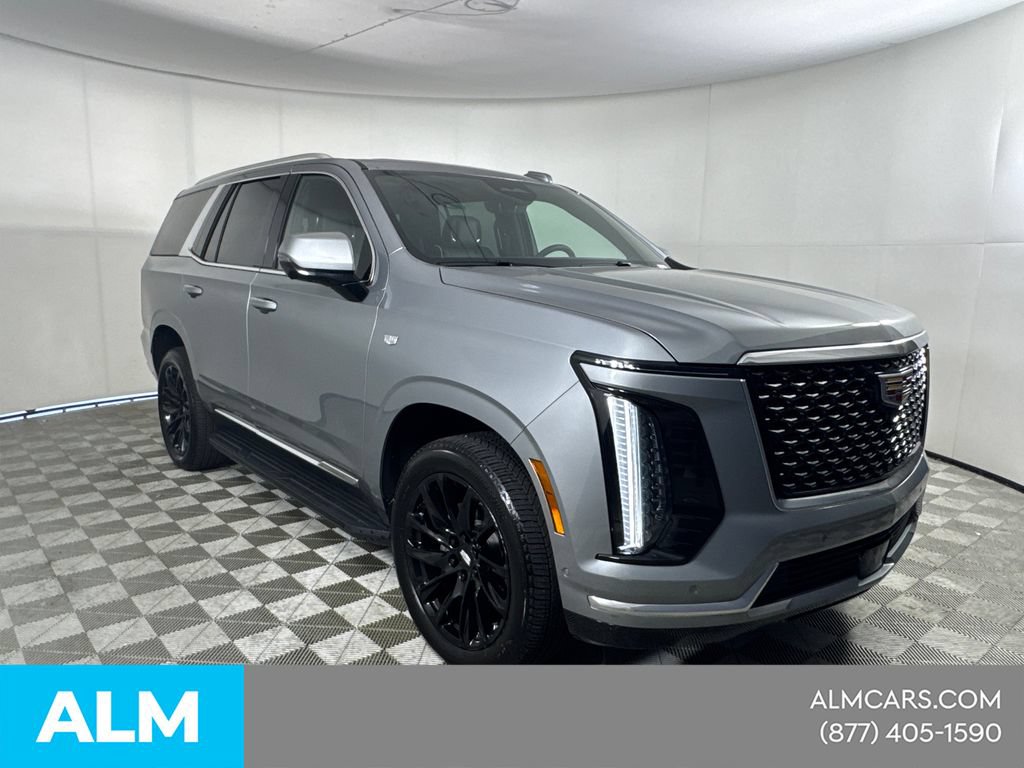 Used 2025 Cadillac Escalade Premium Luxury AWD/4WD image 3