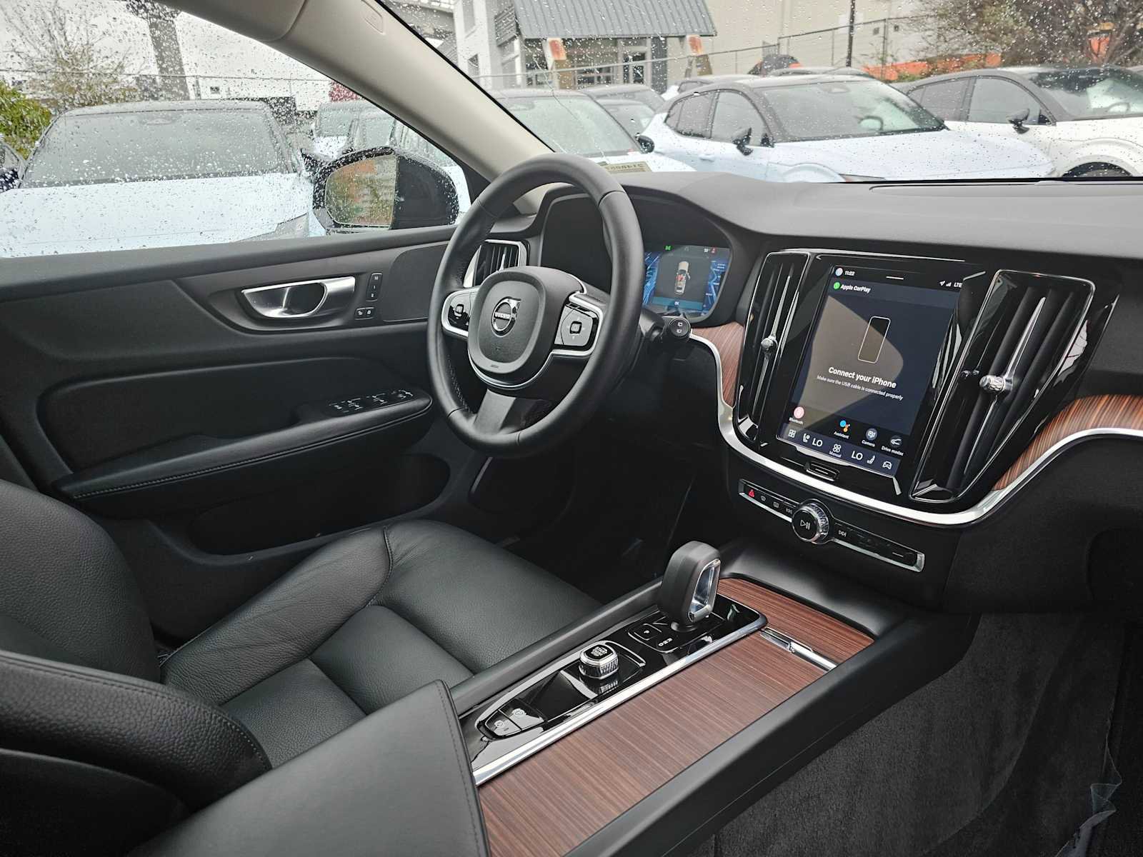 Certified 2025 Volvo V60 B5 Cross Country Plus AWD/4WD image 11