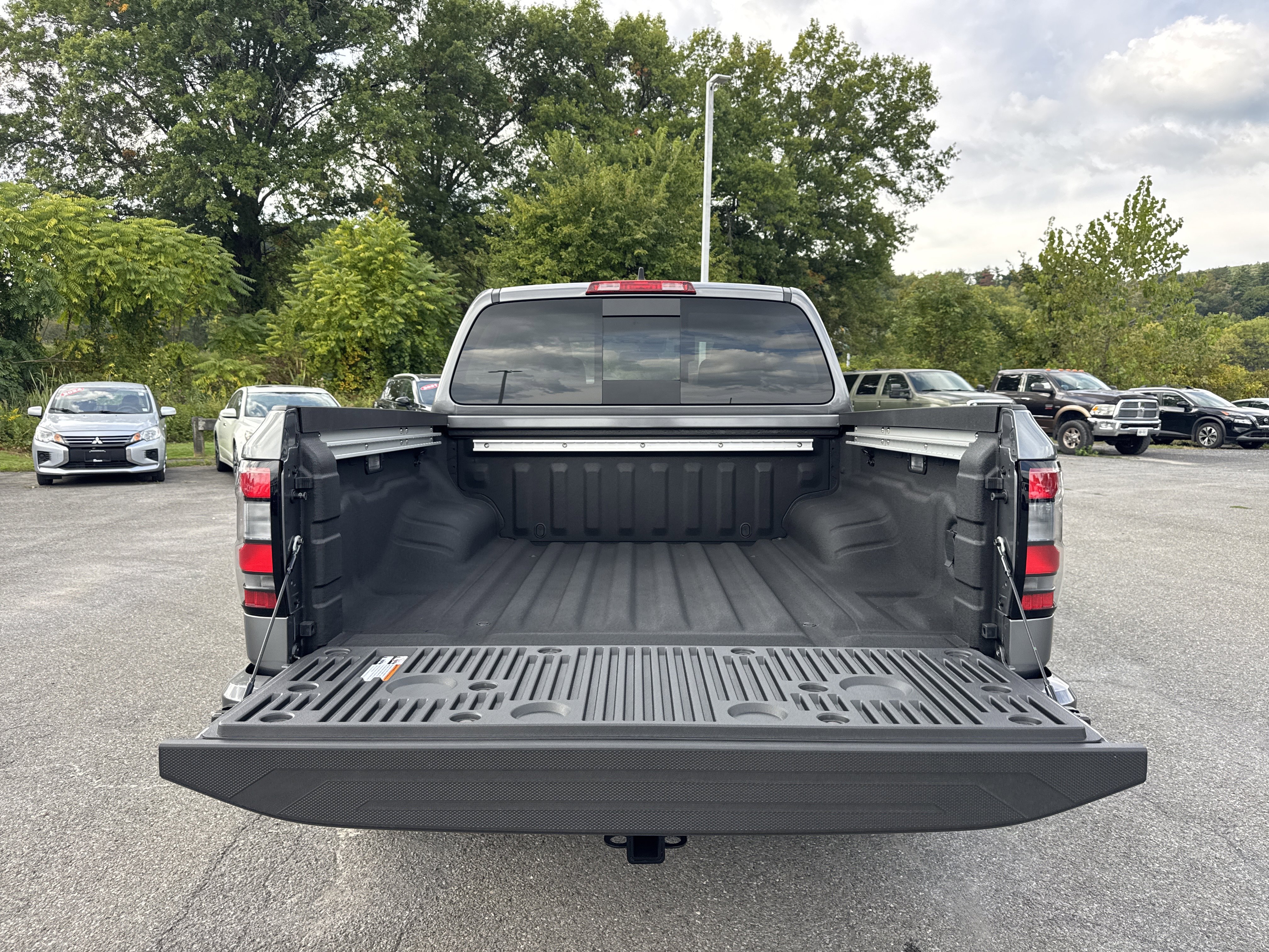 New 2026 Nissan Frontier SV w/ SV Convenience Package image 29