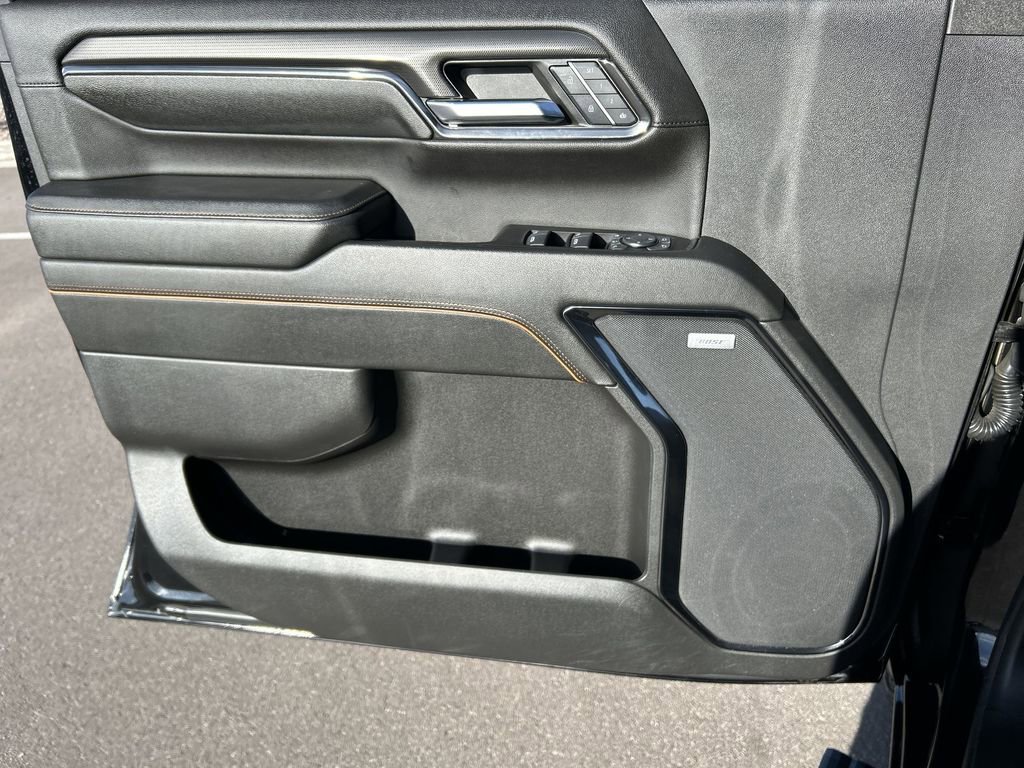 Used 2024 GMC Sierra 2500 AT4 w/ AT4 Premium Plus Package image 23