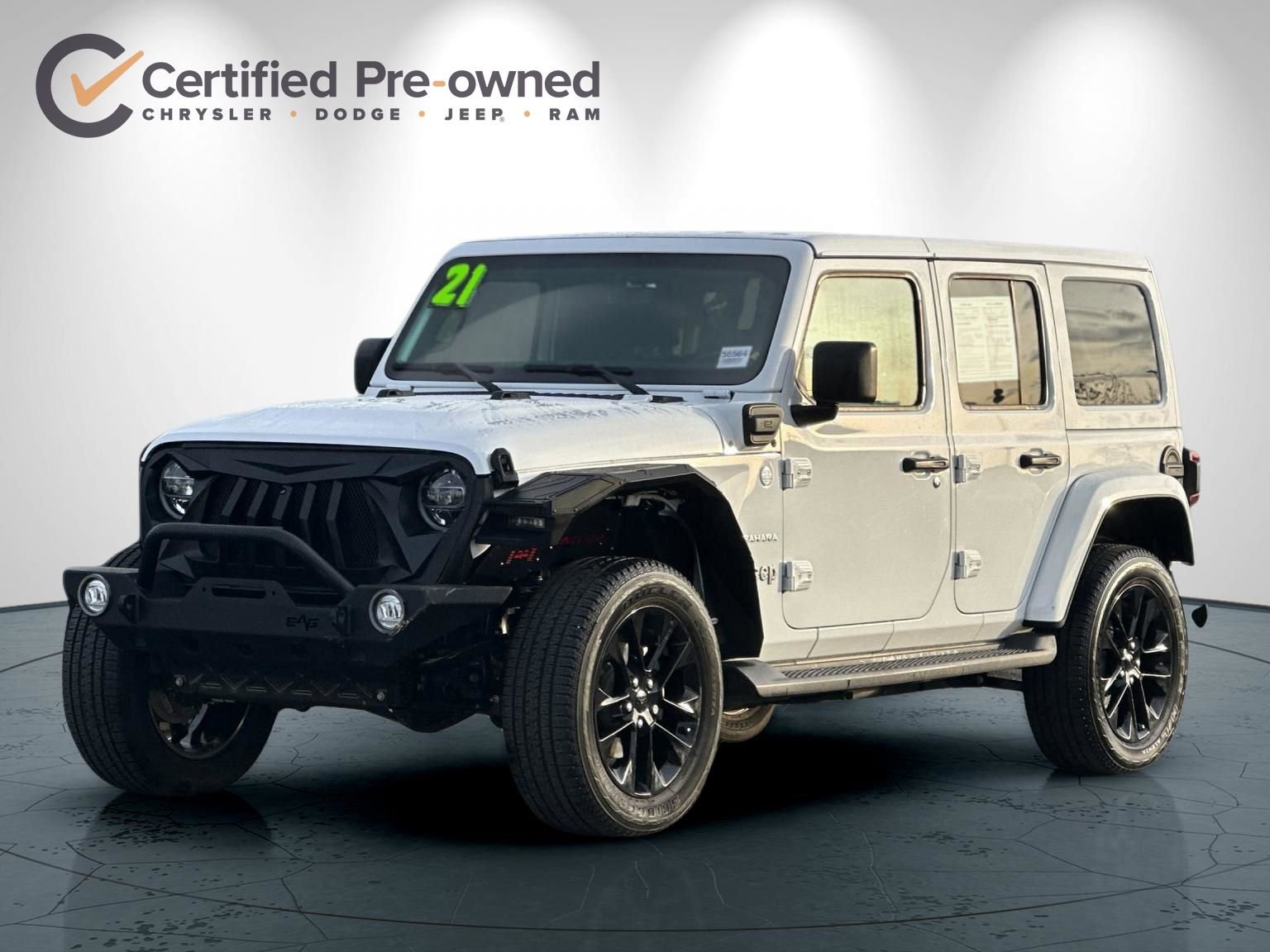 Used 2021 Jeep Wrangler Unlimited Sahara w/ Cold Weather Group image 8