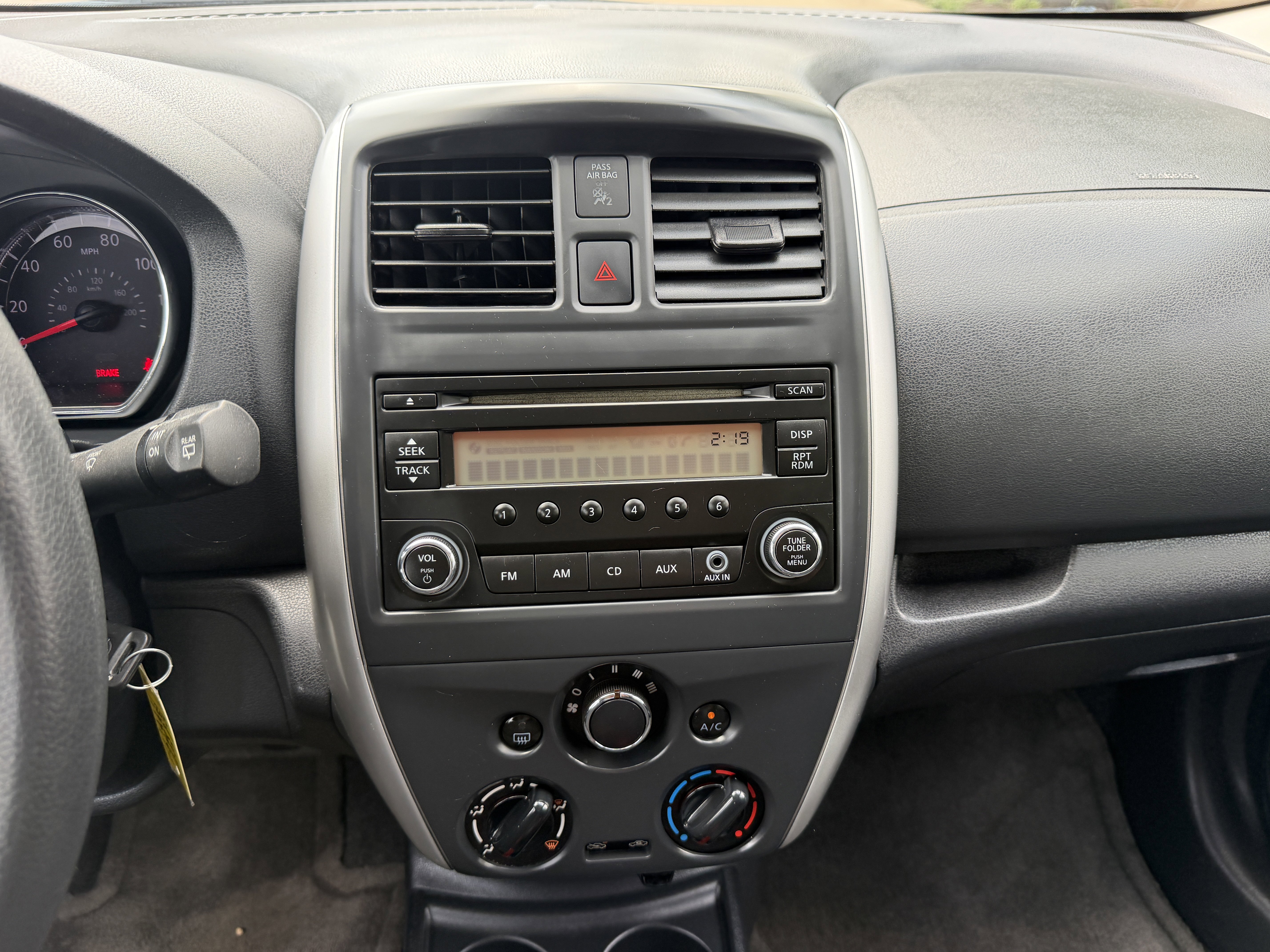 Used 2015 Nissan Versa Note S FWD image 26