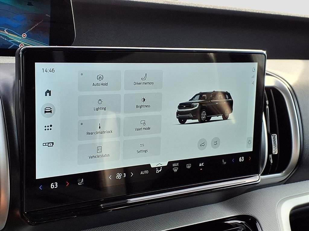 Used 2025 Ford Expedition Active image 24