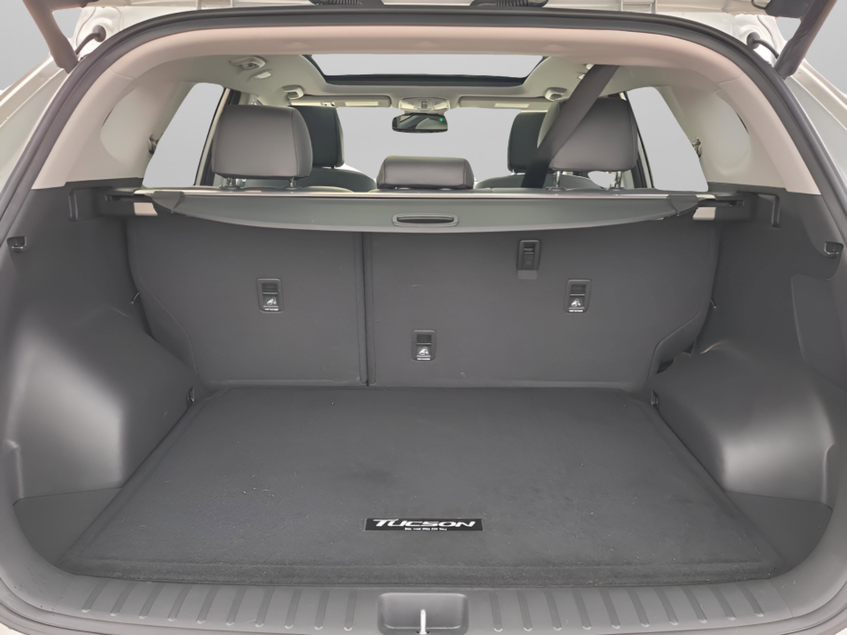 Used 2017 Hyundai Tucson Limited w/ Limited Ultimate Package 03 image 9