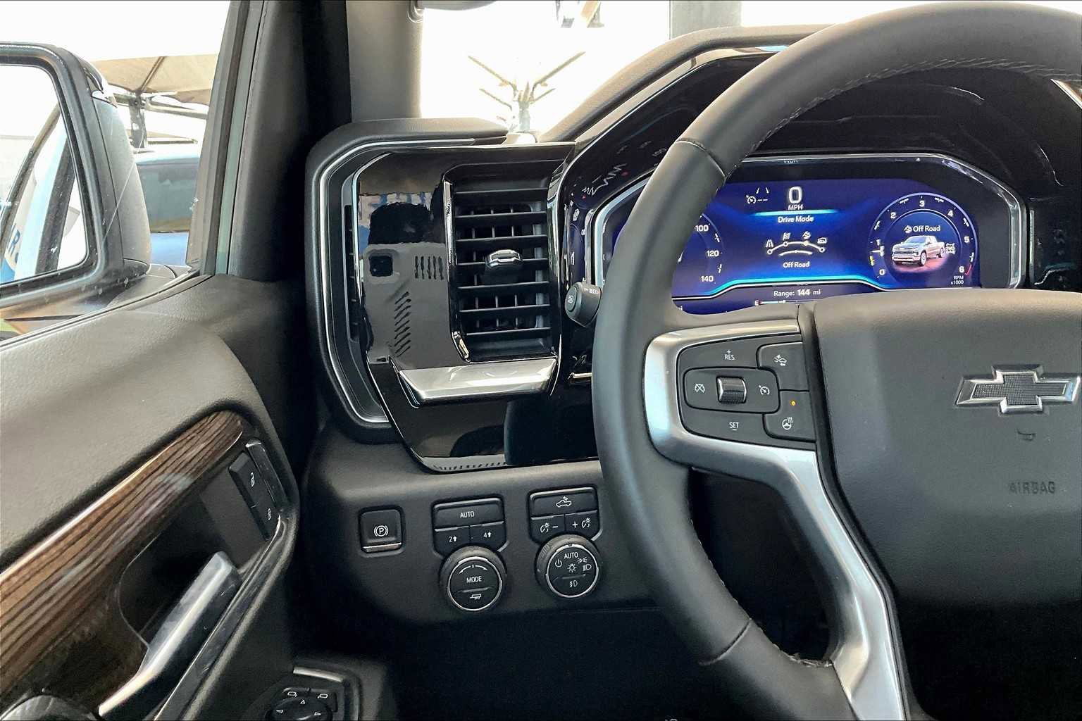 Certified 2024 Chevrolet Silverado 1500 RST w/ LPO, Dark Essentials Package image 36