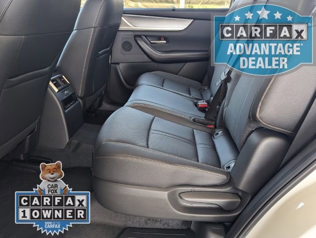 Used 2025 MAZDA CX-70 Plug-In Hybrid w/ Premium Pkg image 12