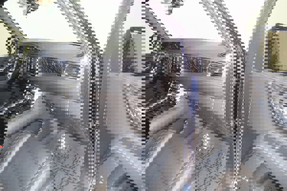 Used 2021 GMC Yukon Denali w/ Denali Premium Package image 45