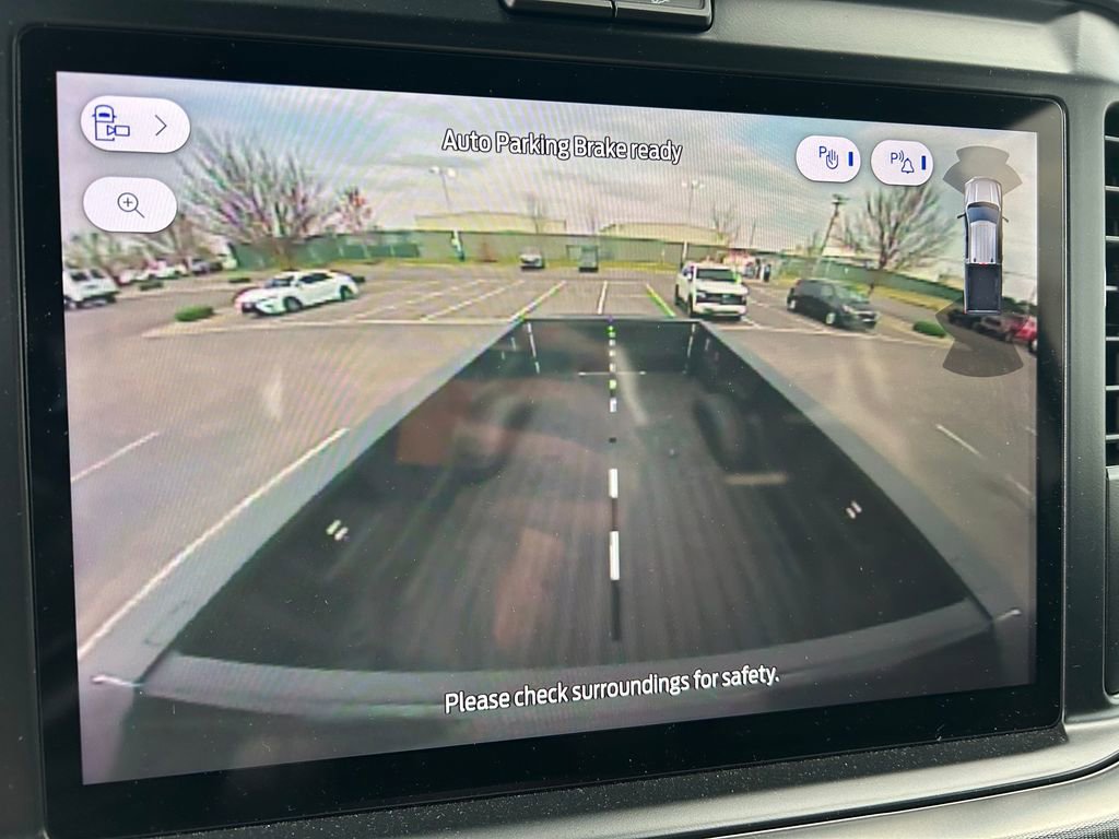 Used 2025 Ford F350 Platinum image 41