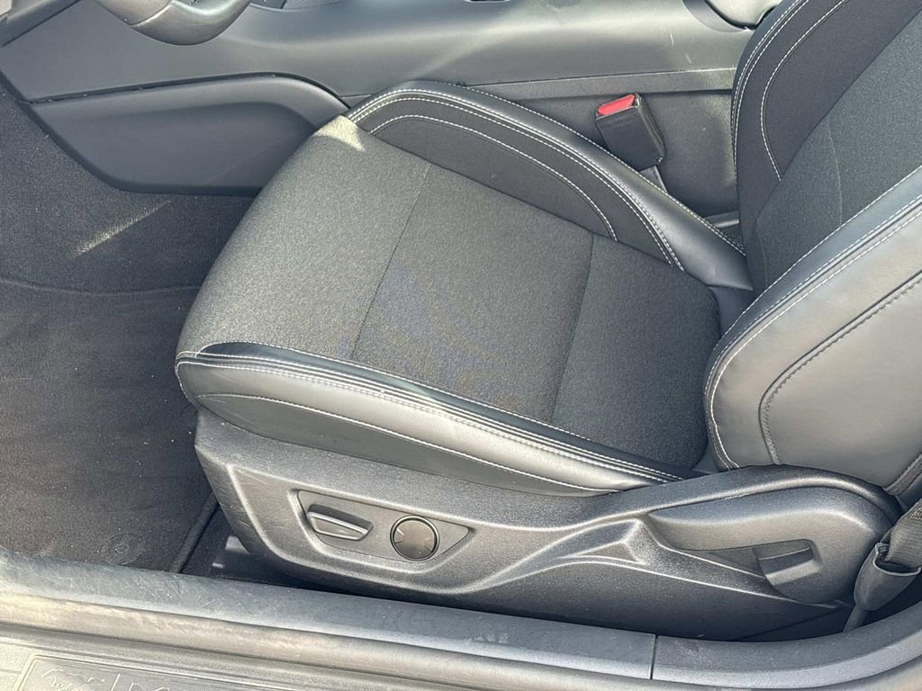 Used 2024 Ford Mustang EcoBoost image 23