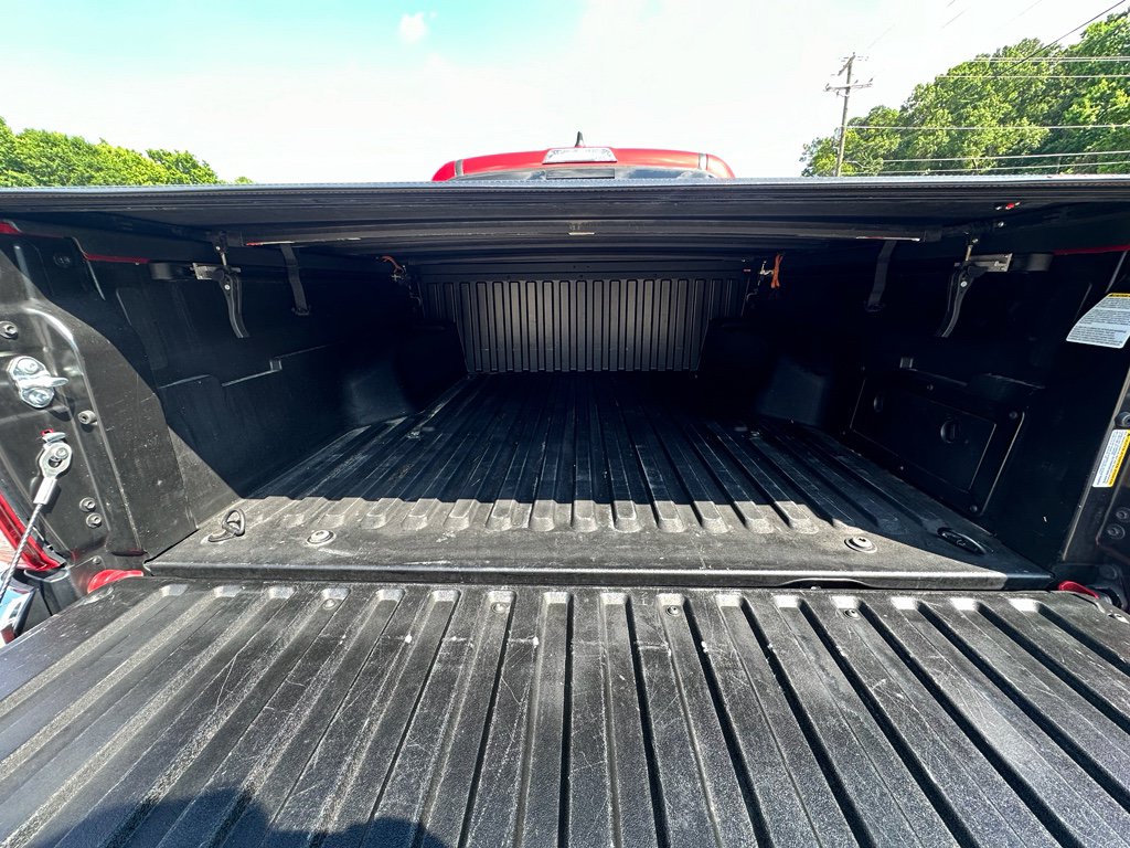 Used 2022 Toyota Tacoma SR5 RWD image 26