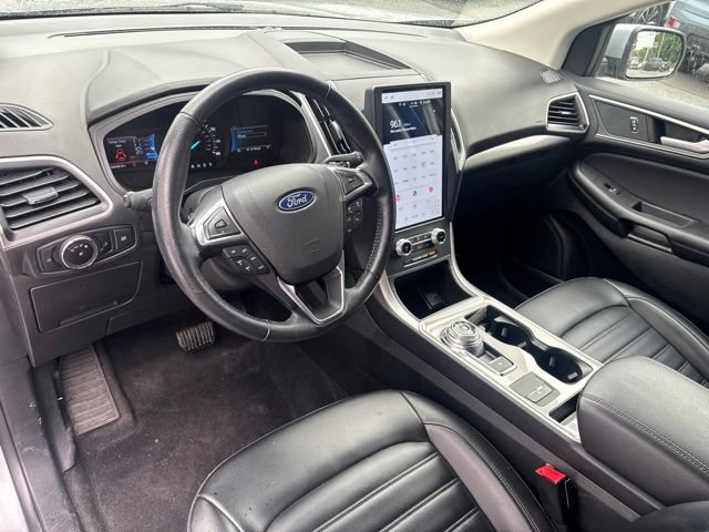 Used 2023 Ford Edge SEL AWD/4WD image 10
