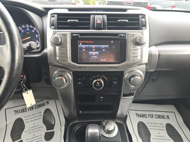 Used 2016 Toyota 4Runner SR5 AWD/4WD image 19