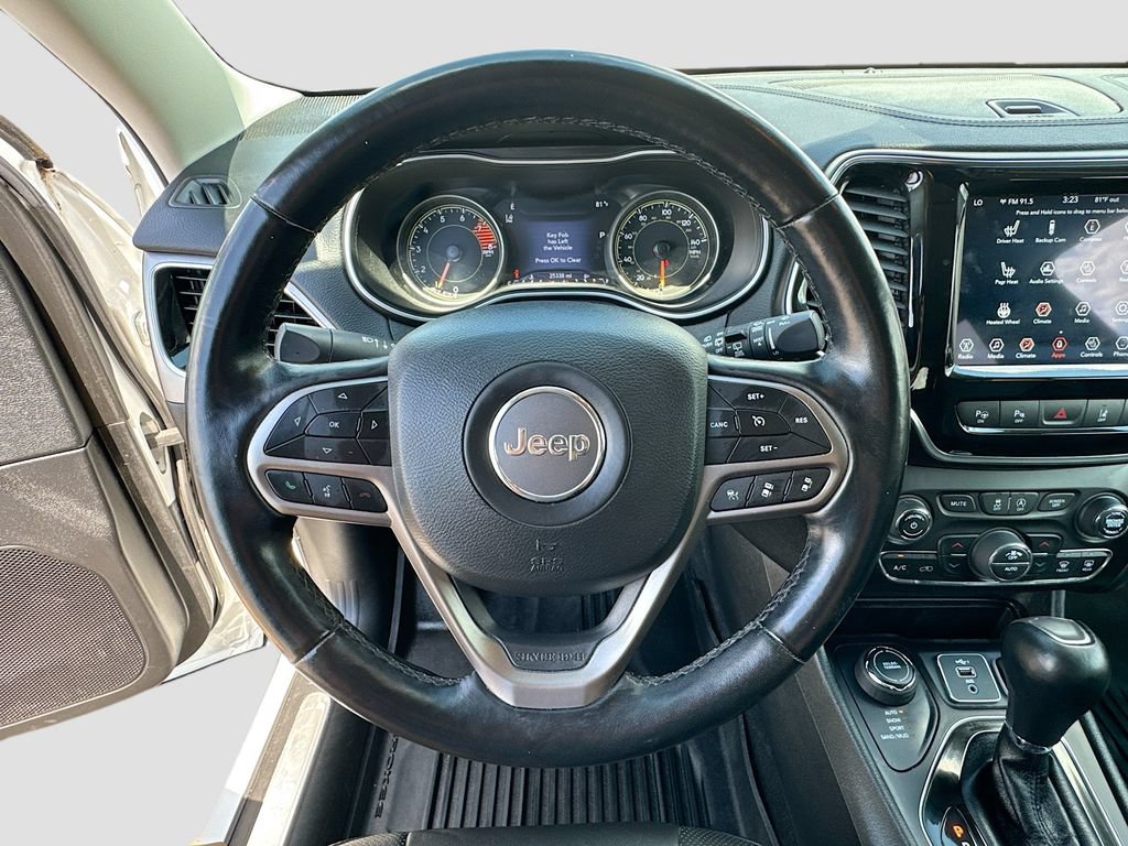Used 2021 Jeep Cherokee Limited w/ Mopar Interior Package AWD/4WD image 11