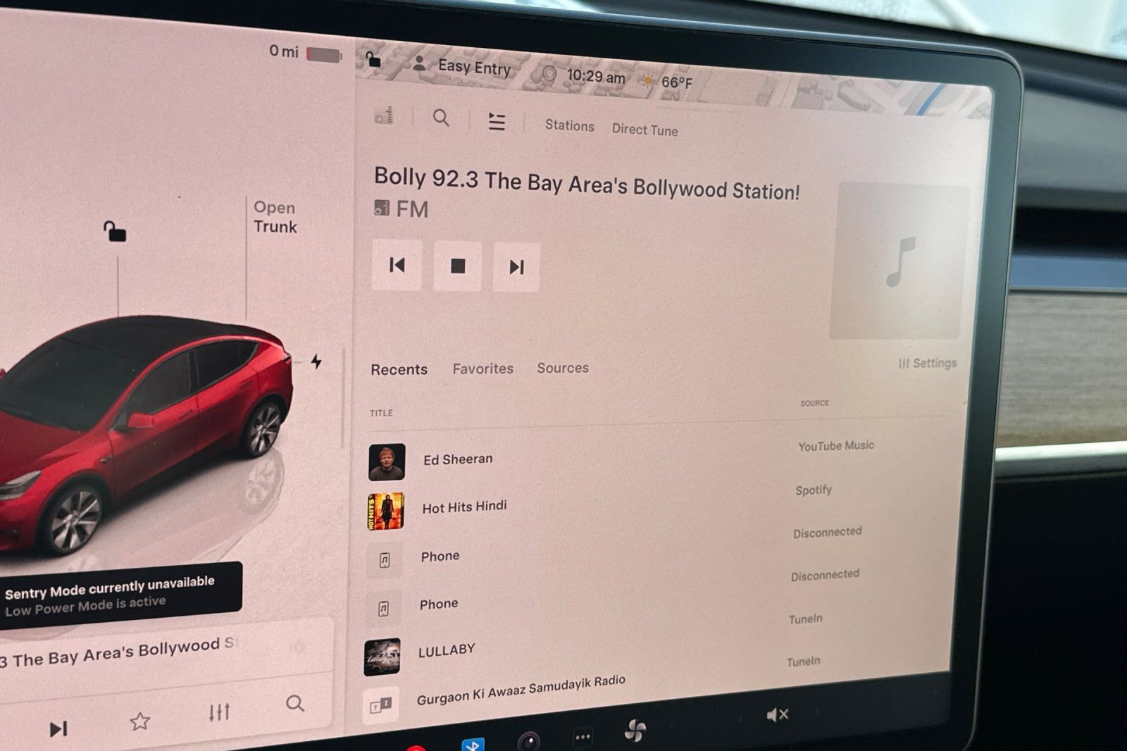 Used 2022 Tesla Model Y Long Range image 22