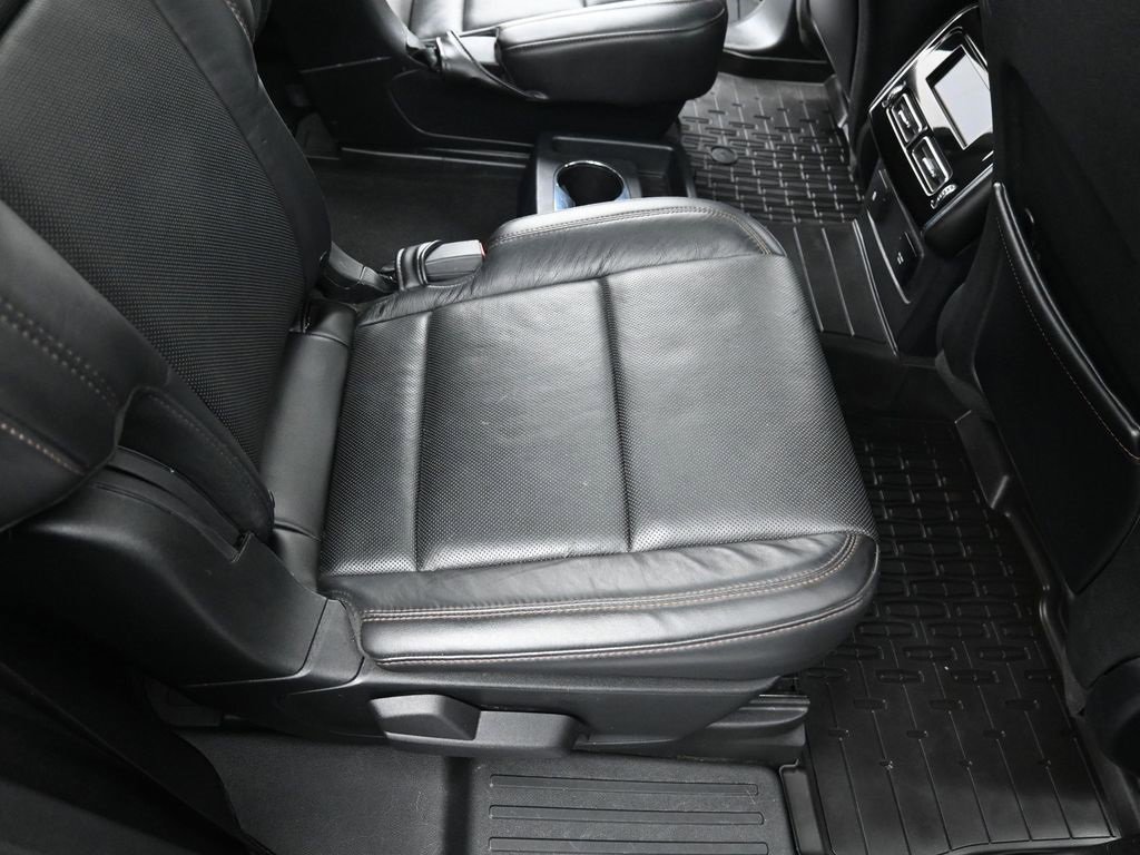 Used 2023 Lincoln Aviator Reserve w/ Equipment Group 201A image 37