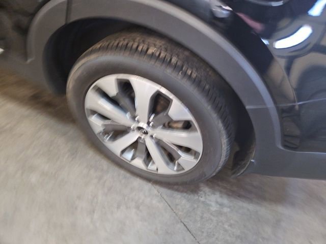 Certified 2022 Kia Telluride S image 11