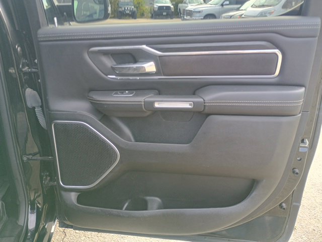 Used 2023 RAM 1500 Laramie AWD/4WD image 16