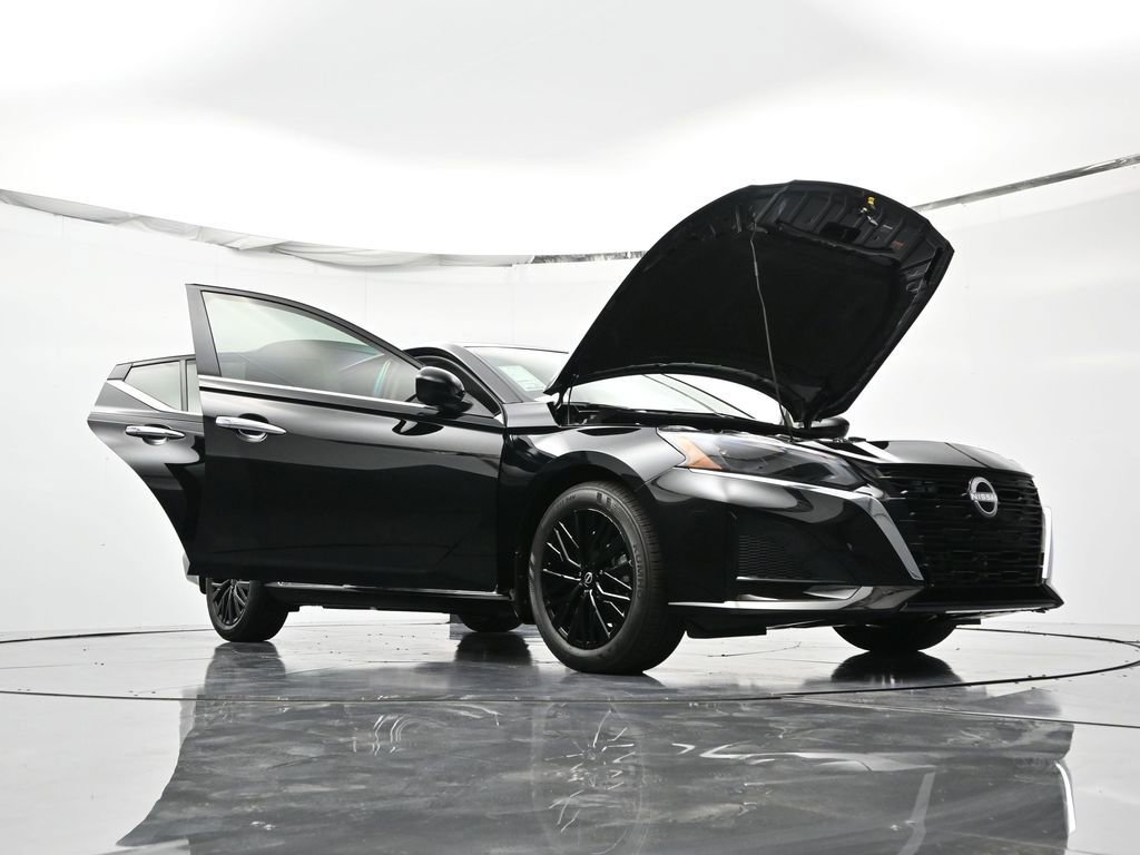 New 2025 Nissan Altima 2.5 SV w/ SV Special Edition Package image 49