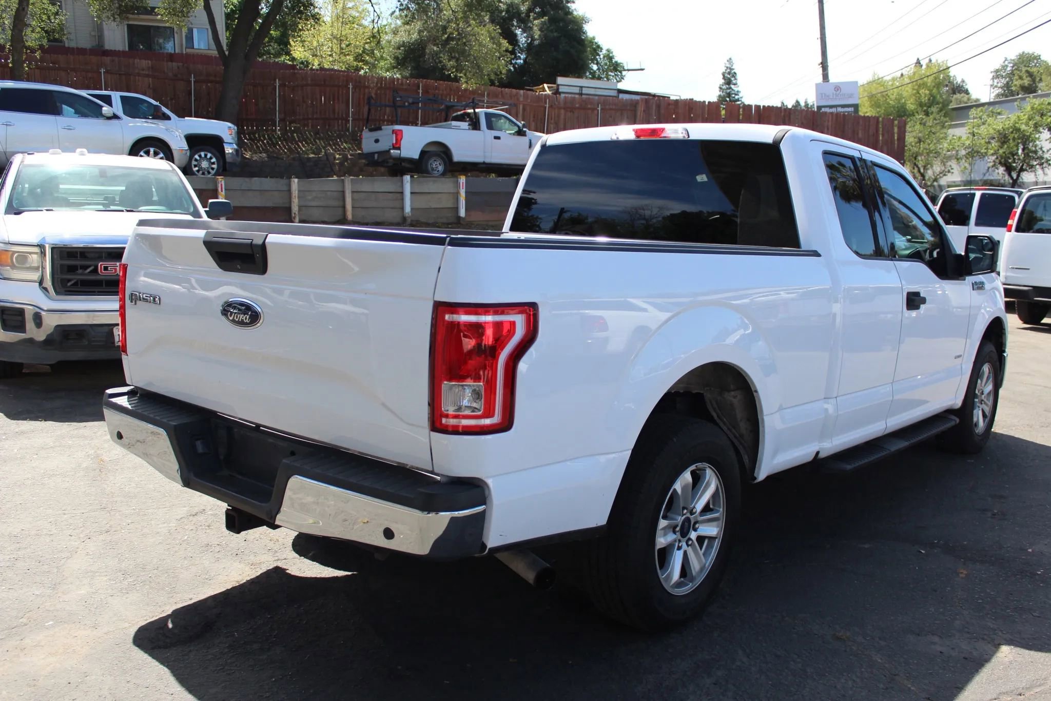 Used 2017 Ford F150 XLT w/ Trailer Tow Package image 7