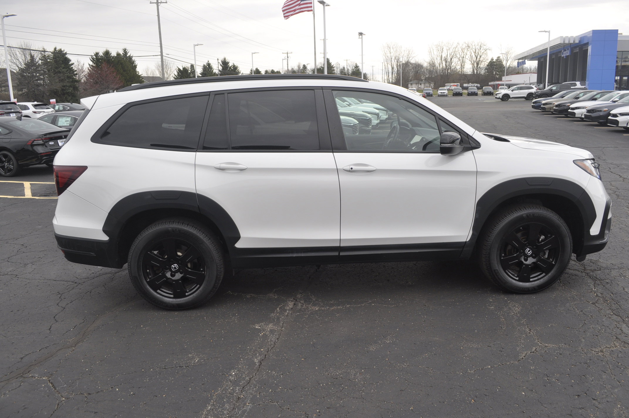 Used 2022 Honda Pilot TrailSport image 8