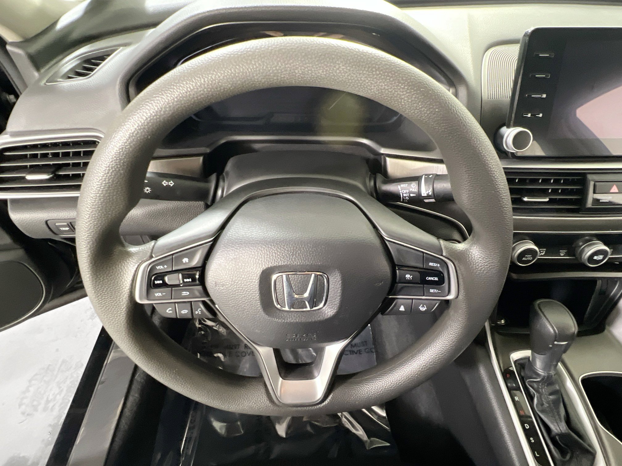 Used 2022 Honda Accord LX image 11