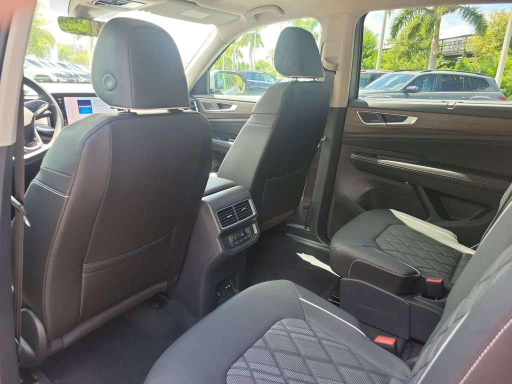 New 2026 Volkswagen Atlas SEL Premium R-Line image 11