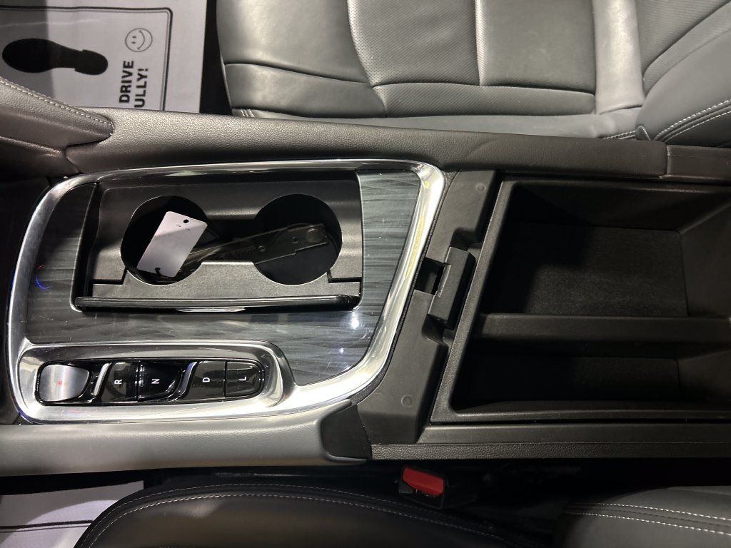Used 2023 Buick Enclave Essence FWD image 21