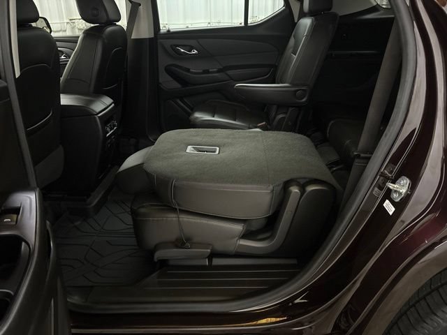 Used 2020 Chevrolet Traverse Premier w/ LPO, Floor Liner Package FWD image 27