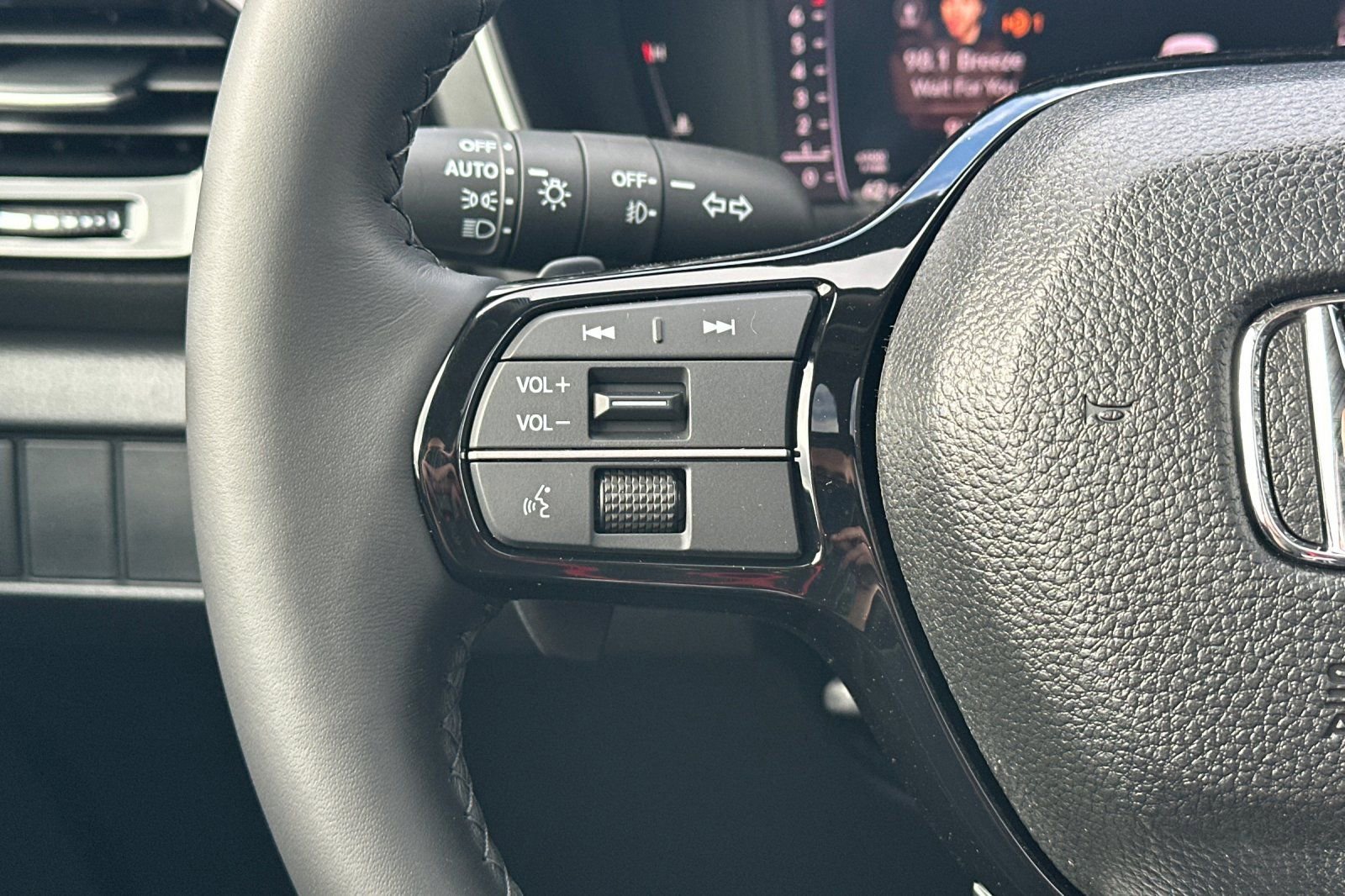 New 2026 Honda Pilot Touring image 30