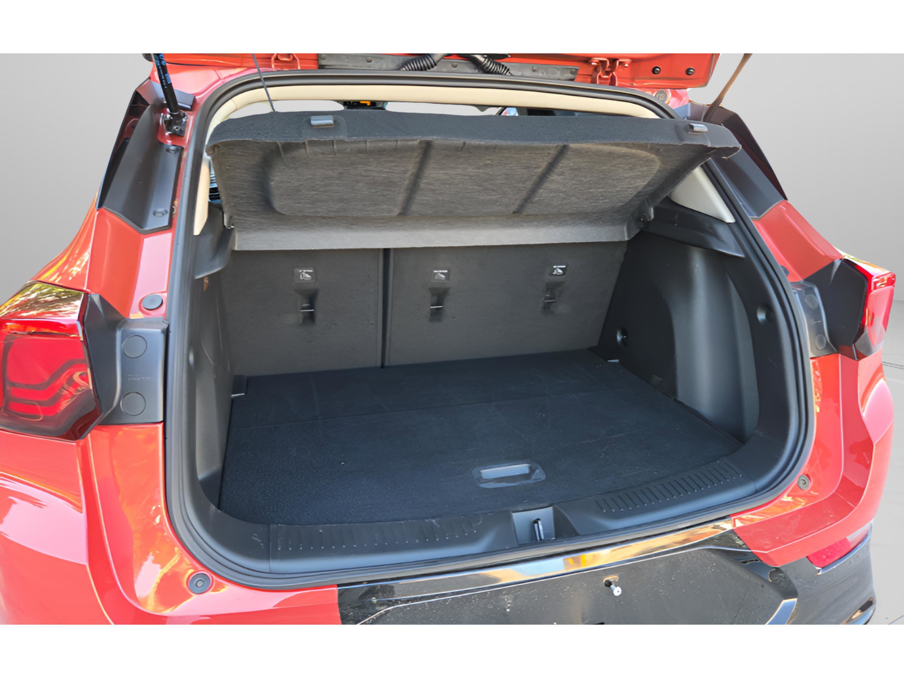 Used 2024 Buick Encore GX Sport Touring w/ Experience Buick Package FWD image 13