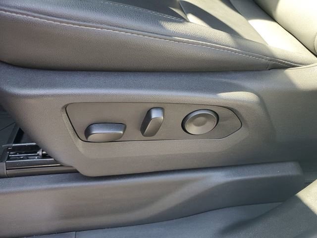 Used 2025 Chevrolet Silverado 2500 LT w/ Trail Boss Package image 7