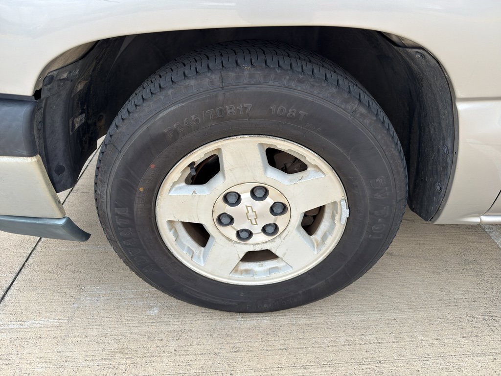 Used 2005 Chevrolet Silverado 1500 LS image 31