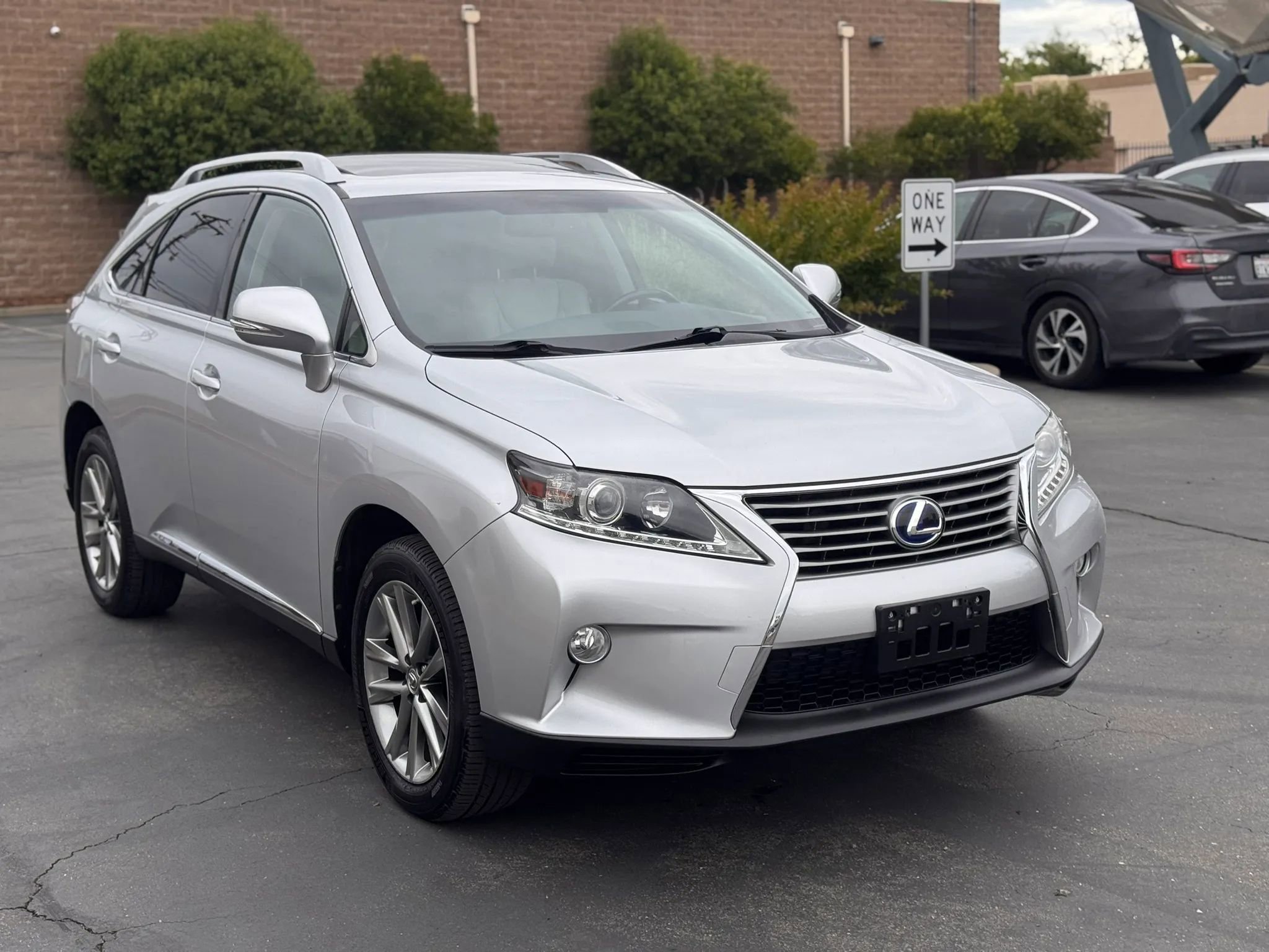 Used 2014 Lexus RX 450h AWD image 8