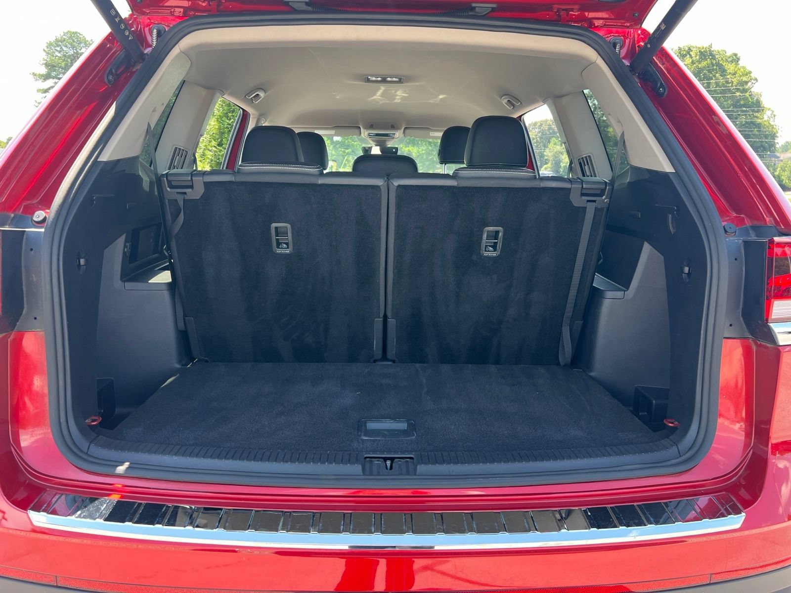 Used 2024 Volkswagen Atlas SE FWD image 32