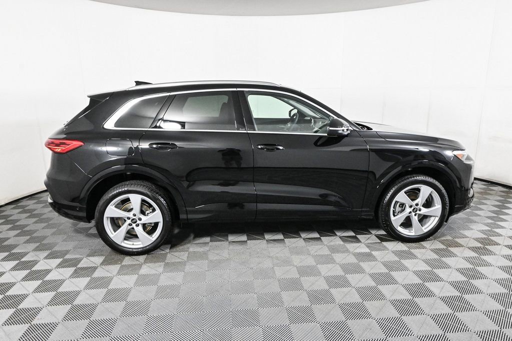 New 2025 Audi Q5 Premium Plus w/ Premium Plus image 2