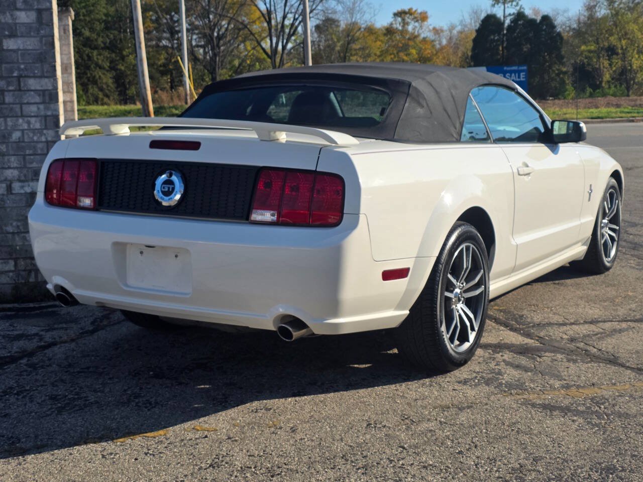 Used 2008 Ford Mustang GT Premium RWD image 7