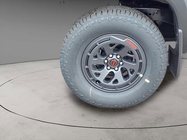New 2026 Nissan Frontier PRO-4X w/ Pro Premium Package AWD/4WD image 4