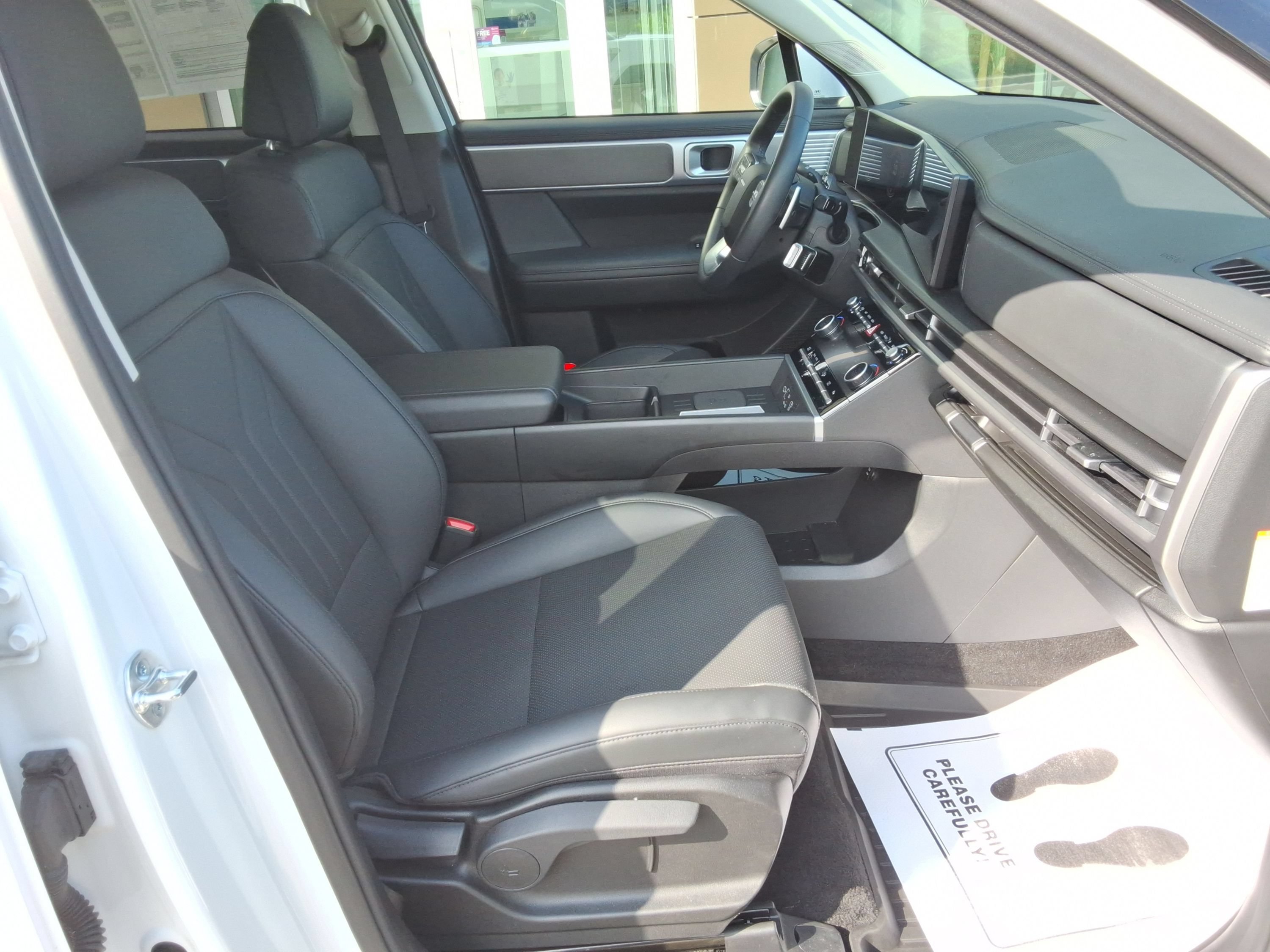 Used 2026 Hyundai Santa Fe SEL AWD/4WD image 33