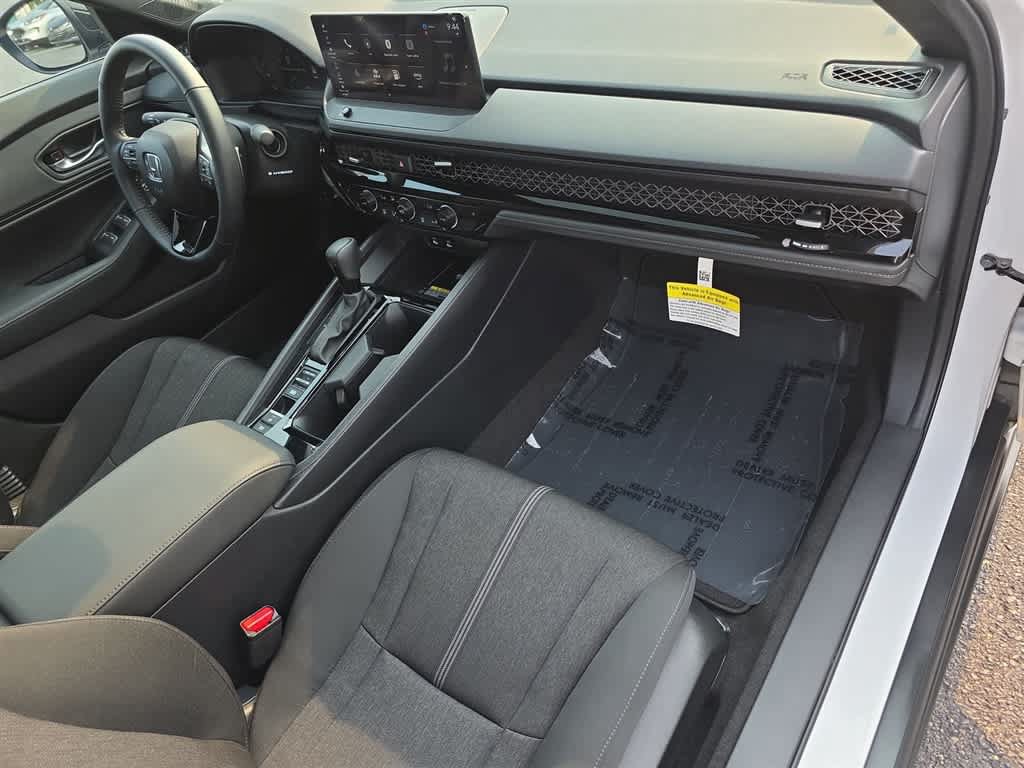 Certified 2025 Honda Accord Sport image 13