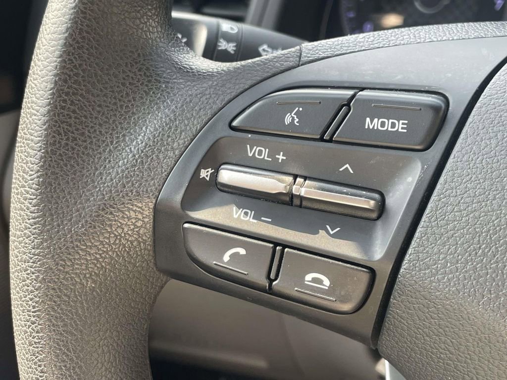 Used 2020 Hyundai Elantra SEL FWD image 8