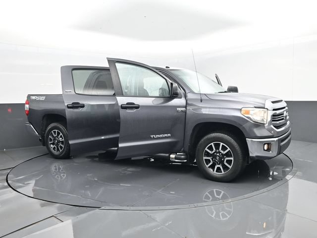 Used 2017 Toyota Tundra SR5 w/ TRD Off Road Package AWD/4WD image 28