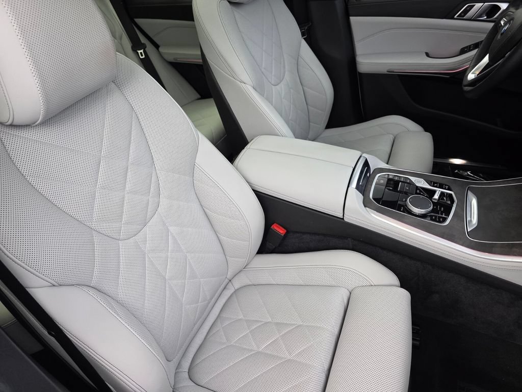 Certified 2024 BMW X5 xDrive40i w/ Premium Package AWD/4WD image 28