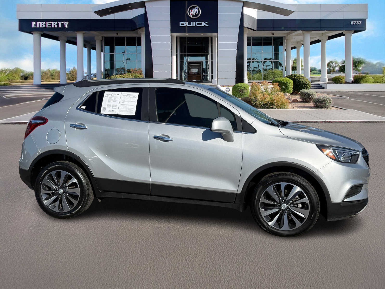 Used 2021 Buick Encore Preferred image 2