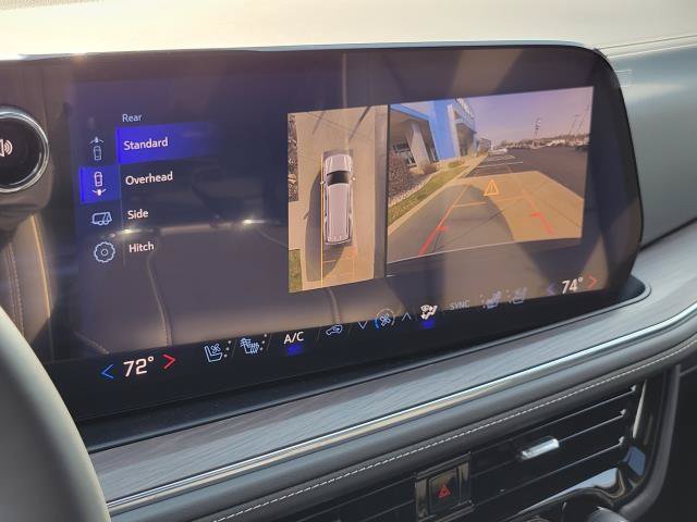 New 2026 Chevrolet Suburban Premier AWD/4WD image 19