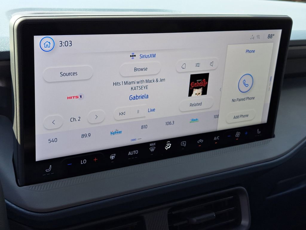 New 2025 Ford Maverick XLT w/ XLT Luxury Package image 15